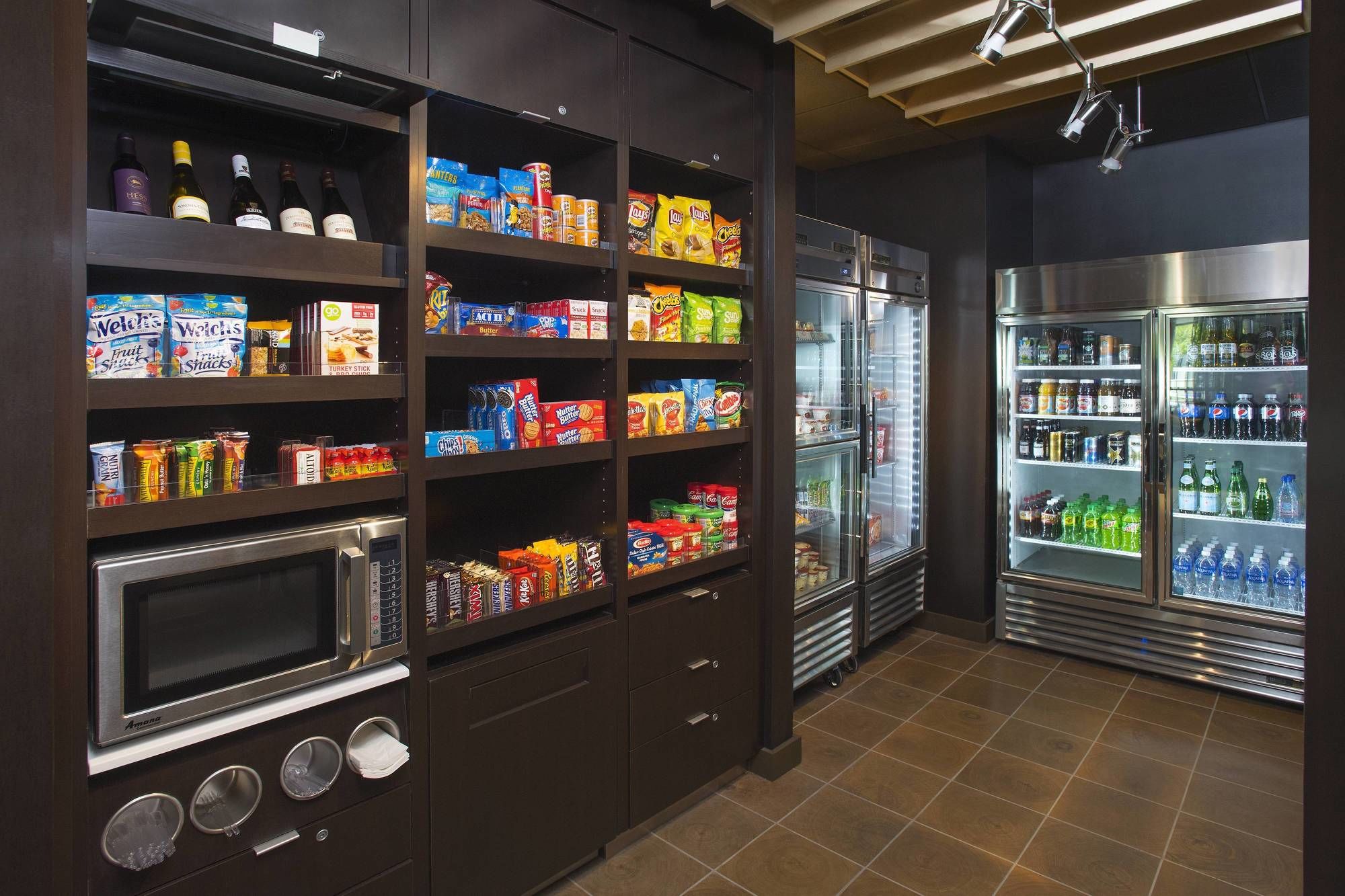 Фото Courtyard by Marriott Redwood City