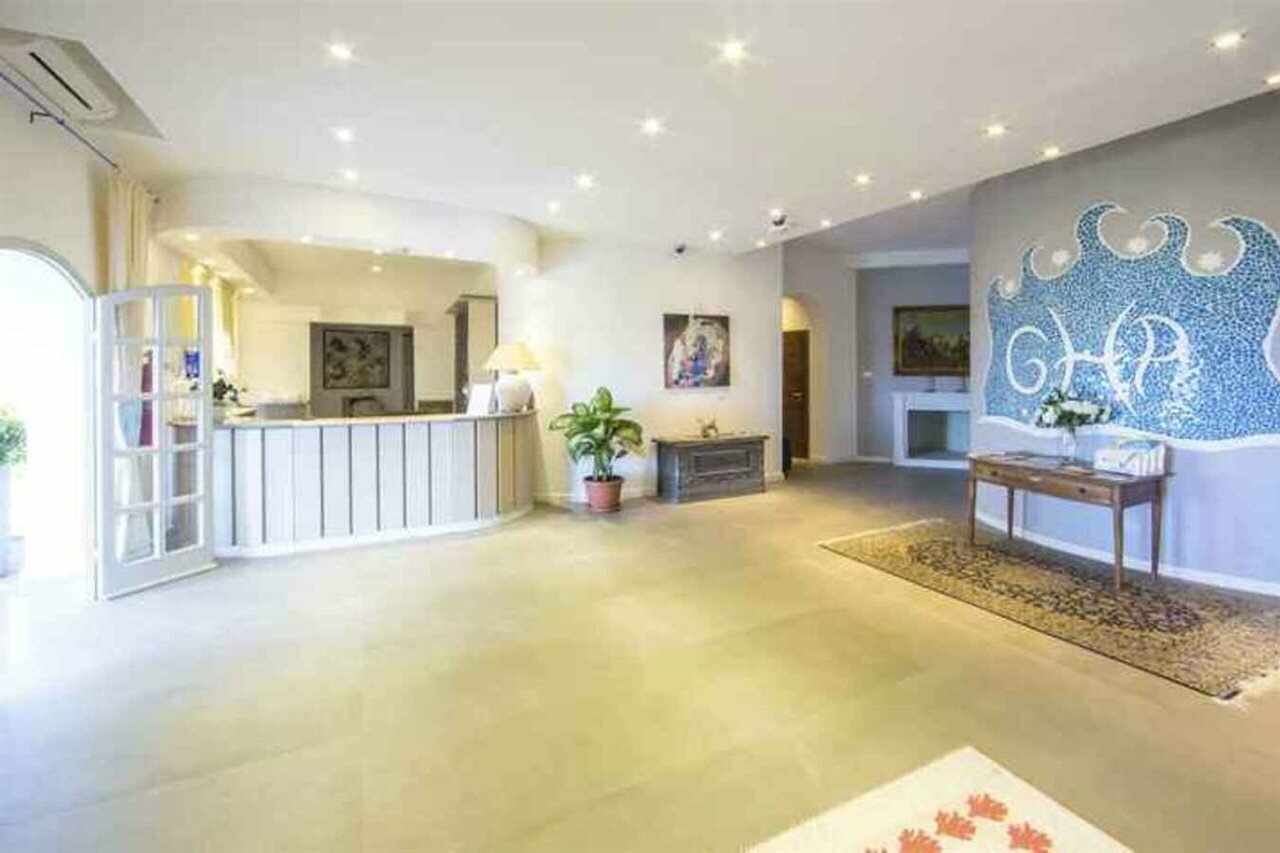 Фото Grand Hotel Palau