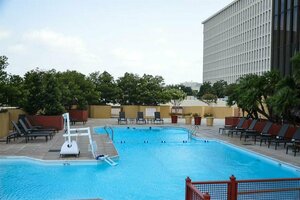 Гостиница DoubleTree by Hilton Hotel Houston - Greenway Plaza