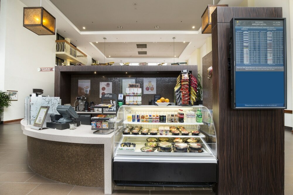 Фото Ontario Airport Hotel & Conference Center