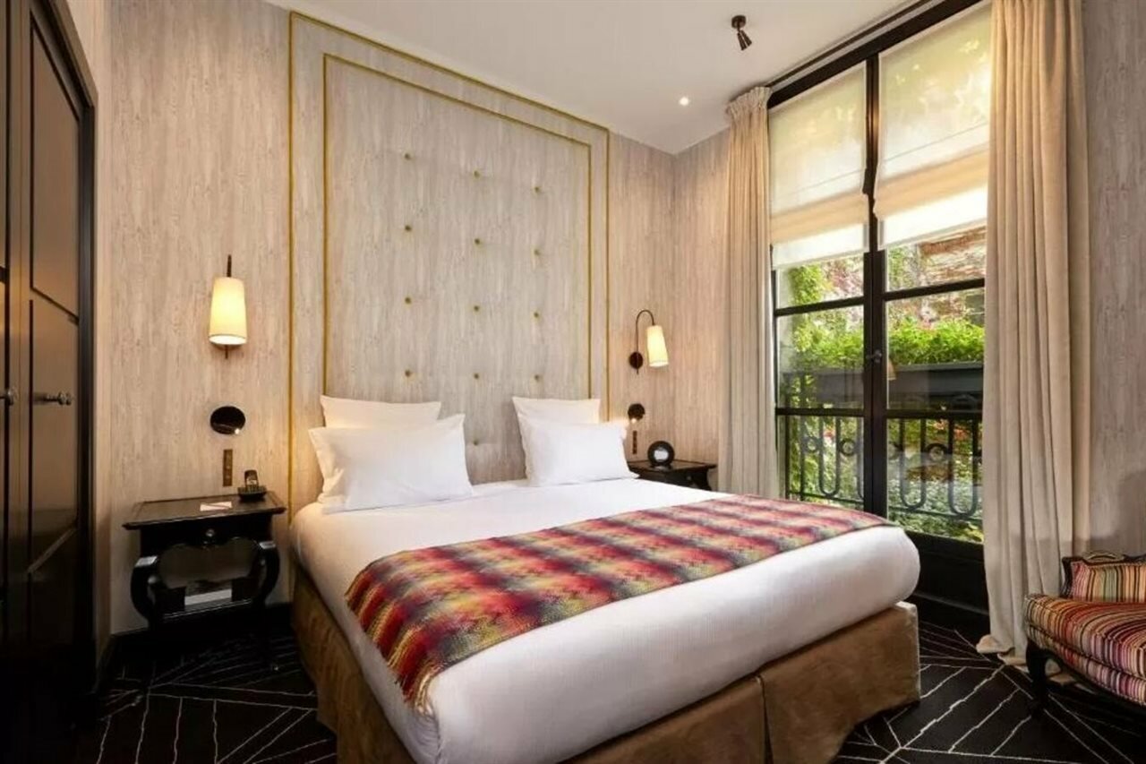 Фото Pavillon de La Reine