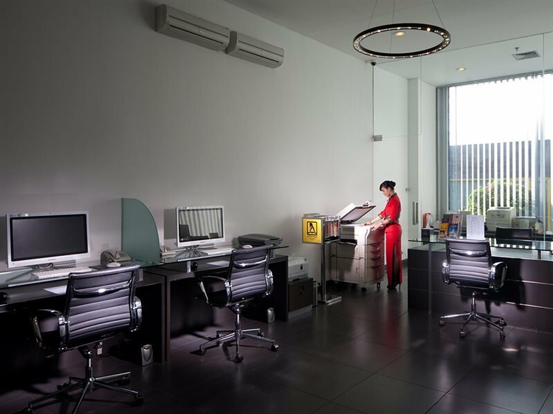 Фото Fm7 Resort Hotel Bandara Jakarta Airport