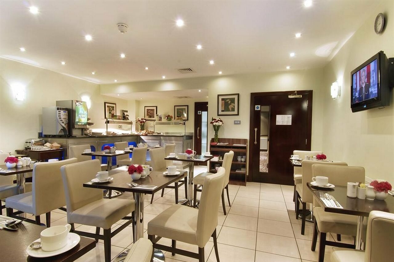 Фото The Premier Notting Hill