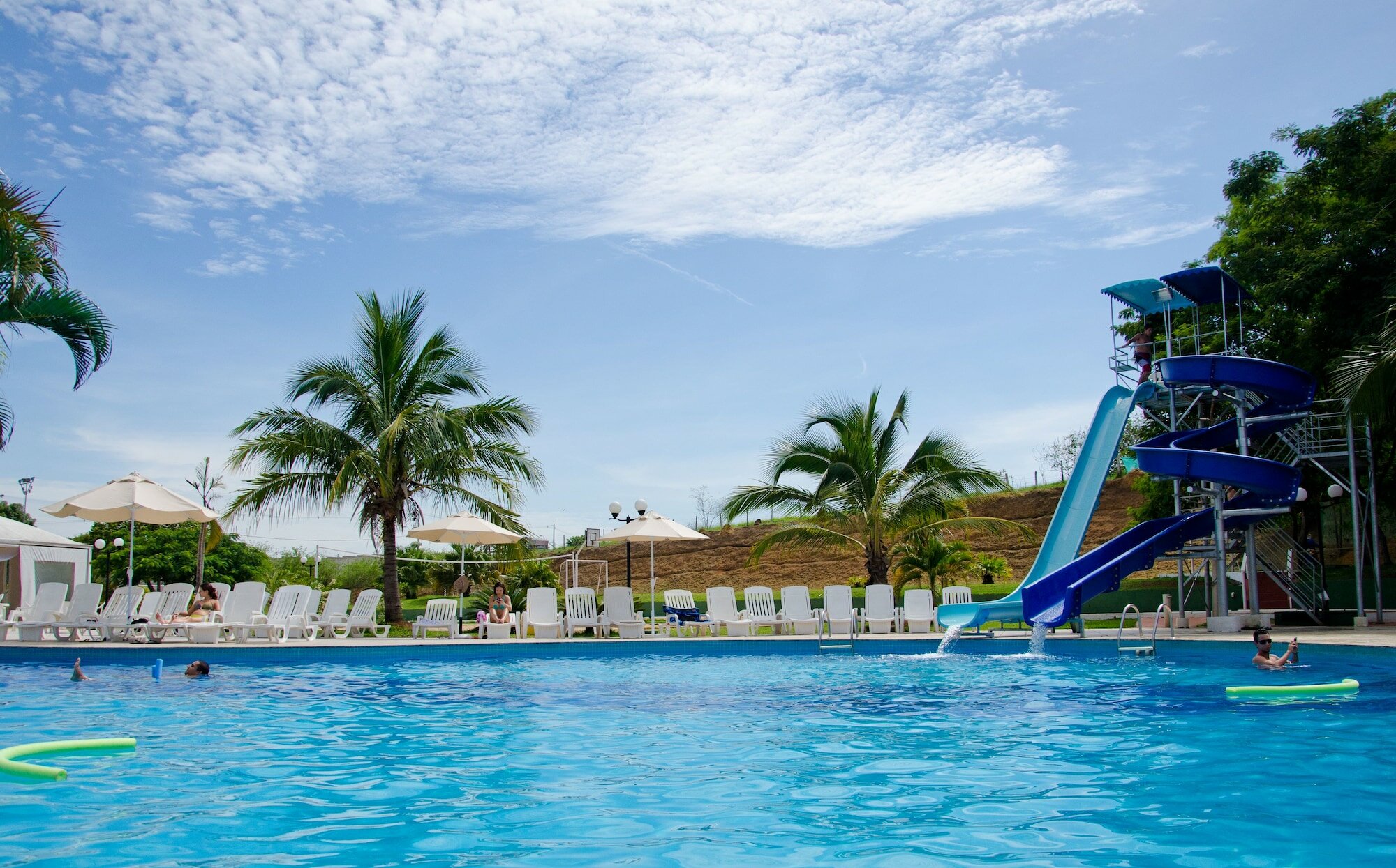 Фото Colonial Plaza Hotel