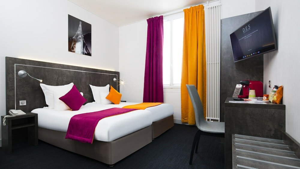 Фото отеля 2