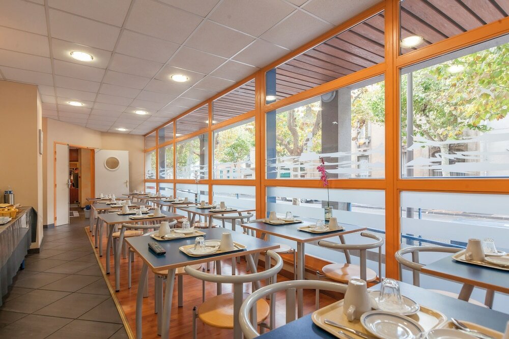 Фото Appart'City Clermont Ferrand Centre