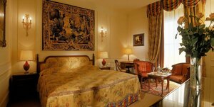 Beau-Rivage Palace (Lausanne, Place du Port, 17), hotel