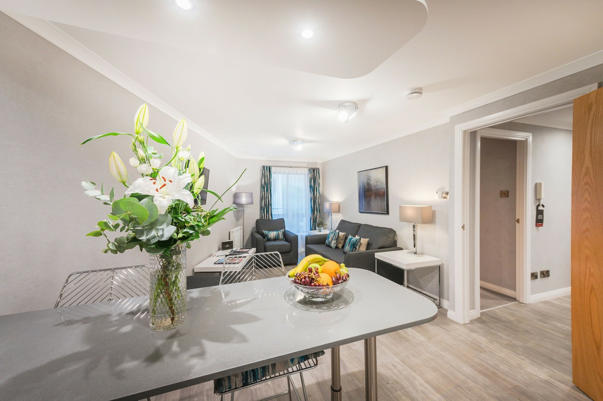 Фото The Knight Residence Apartments by Mansley