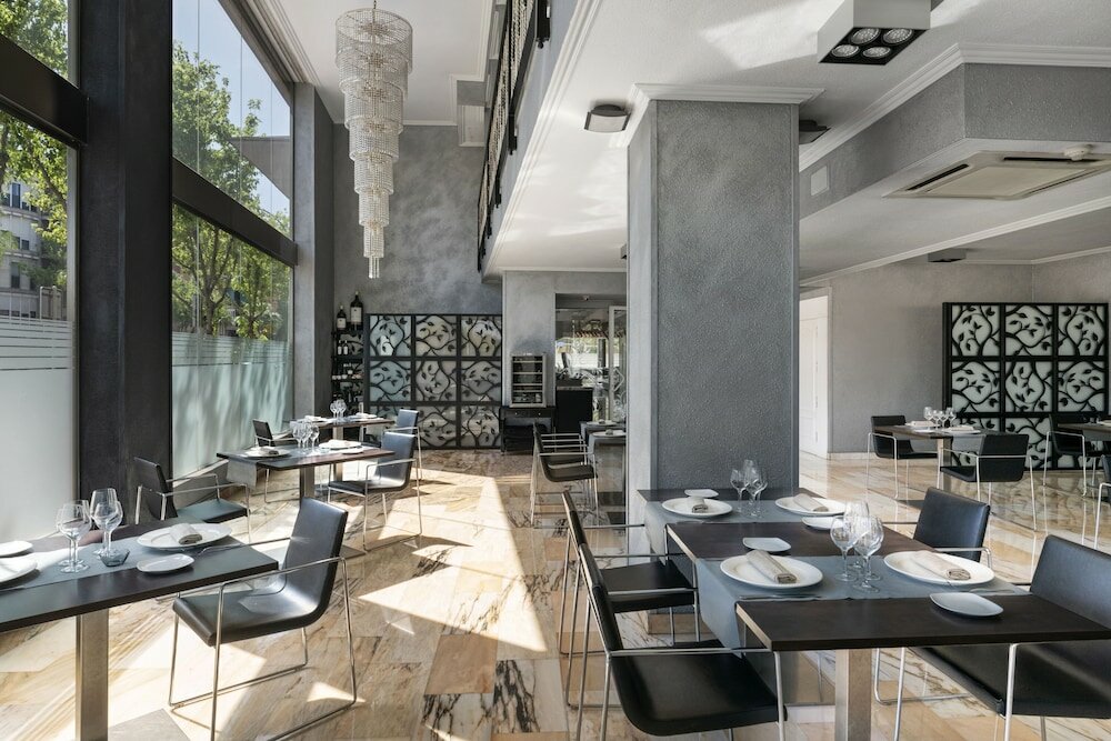 Фото Sallés Hotel Ciutat del Prat Barcelona Airport