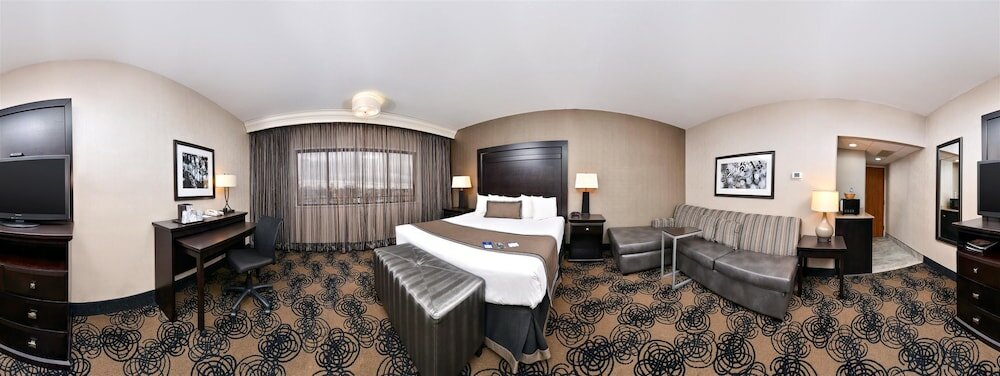 Фото Best Western Plus Midwest Inn