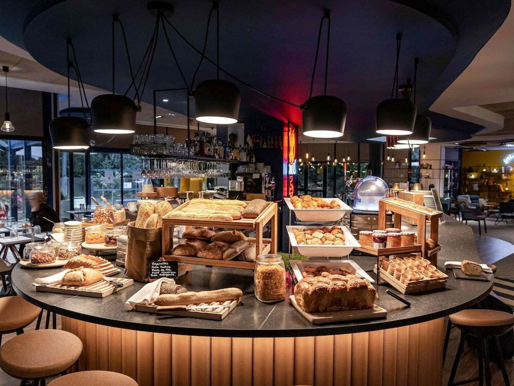 Фото Novotel La Rochelle Centre