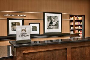 Гостиница Hampton Inn Omaha/West Dodge Road