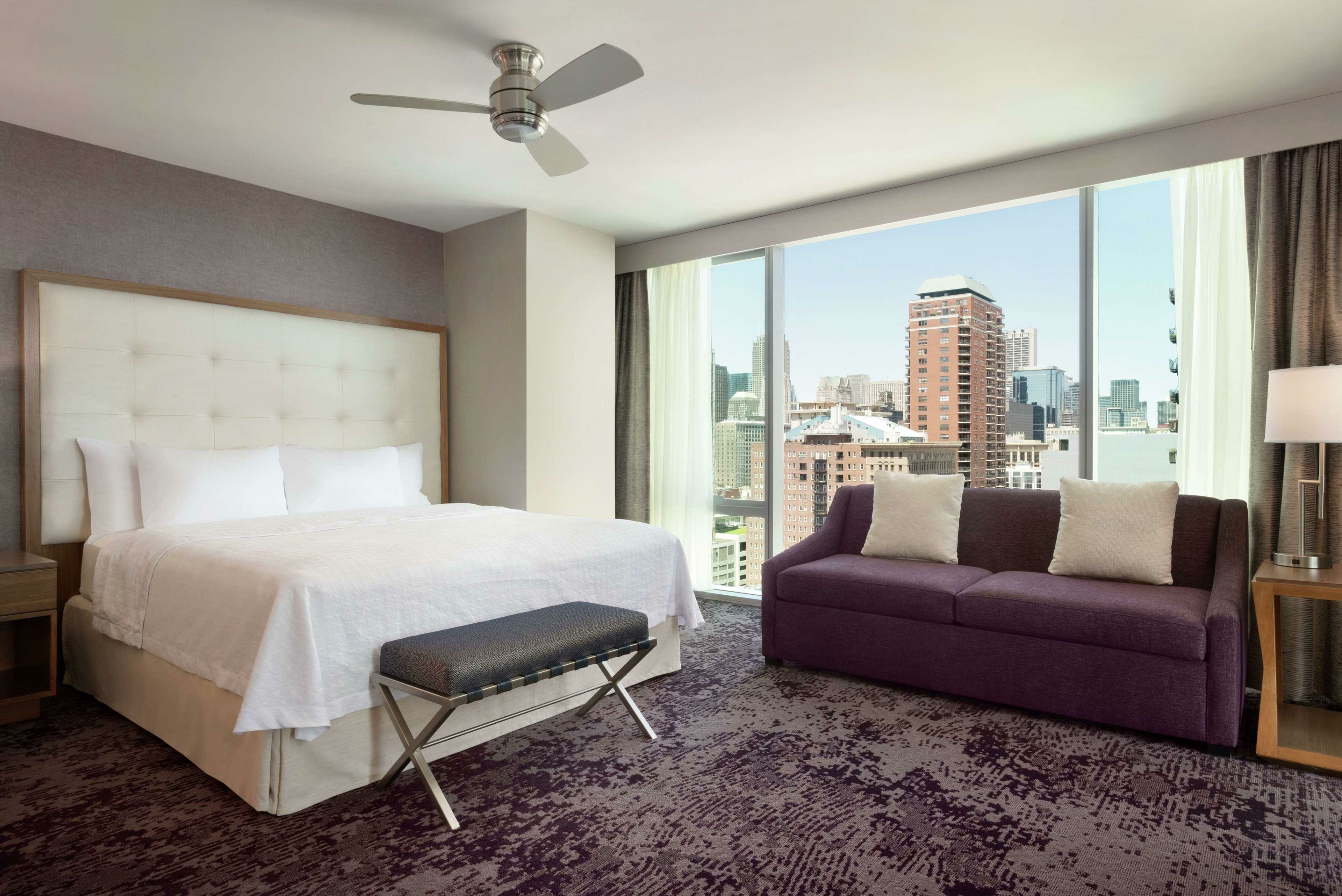 Фото Homewood Suites by Hilton Chicago Downtown South Loop