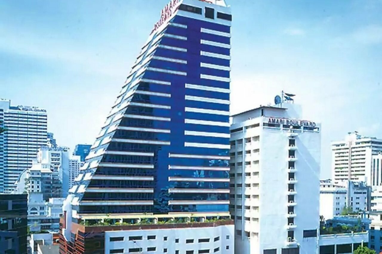 Фото отеля 2