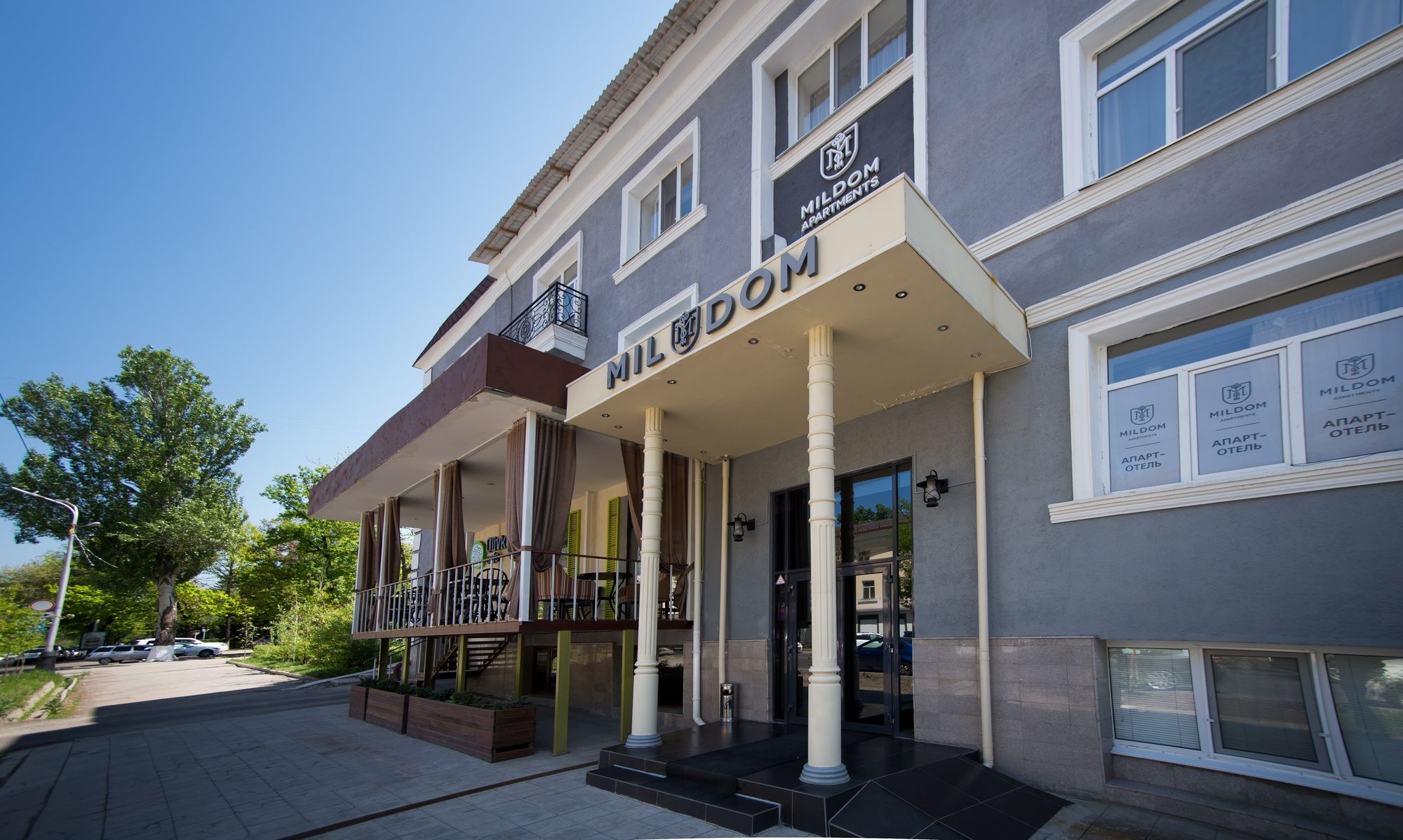 Фото Mildom Hotel