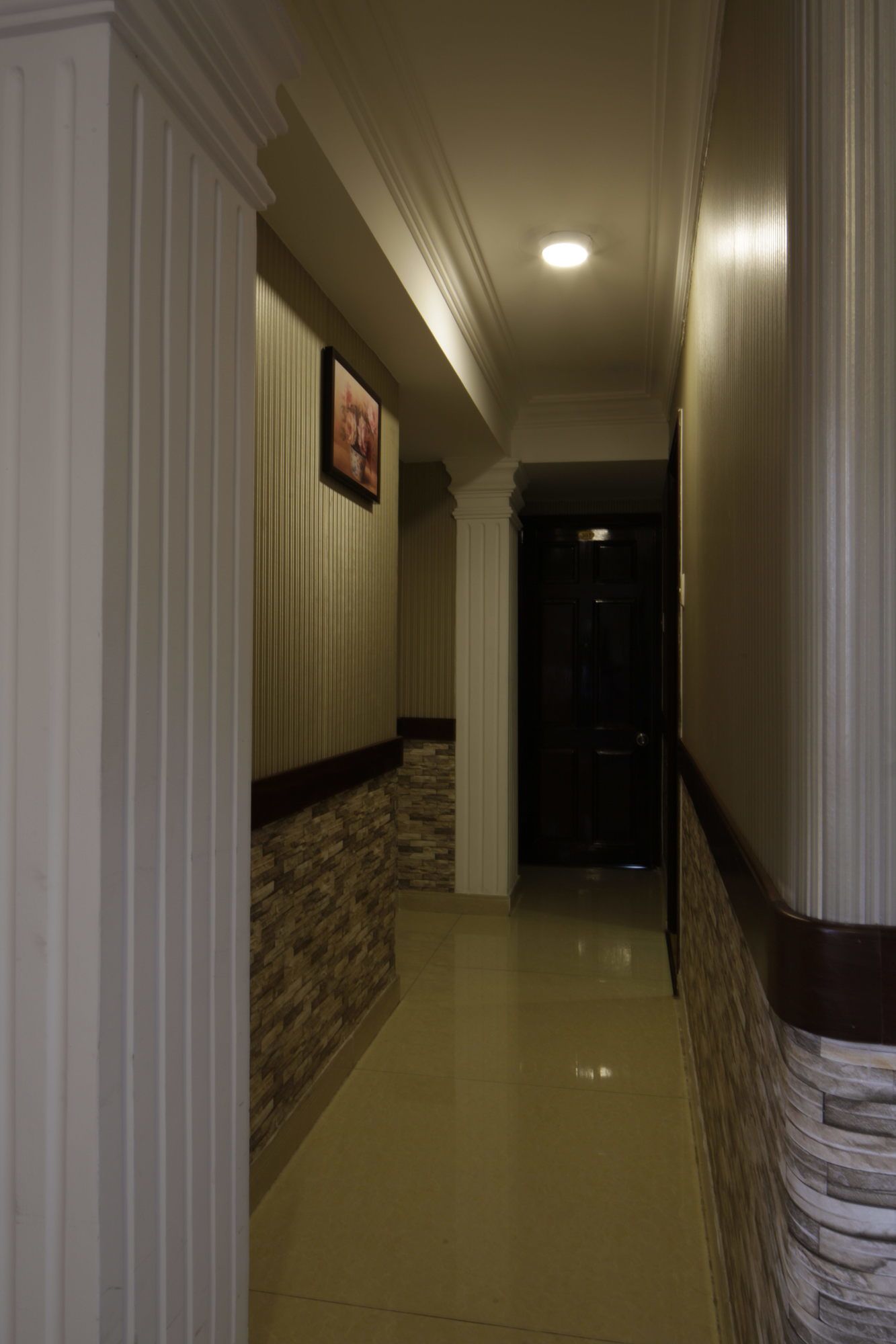 Фото Little Brick Saigon Hotel