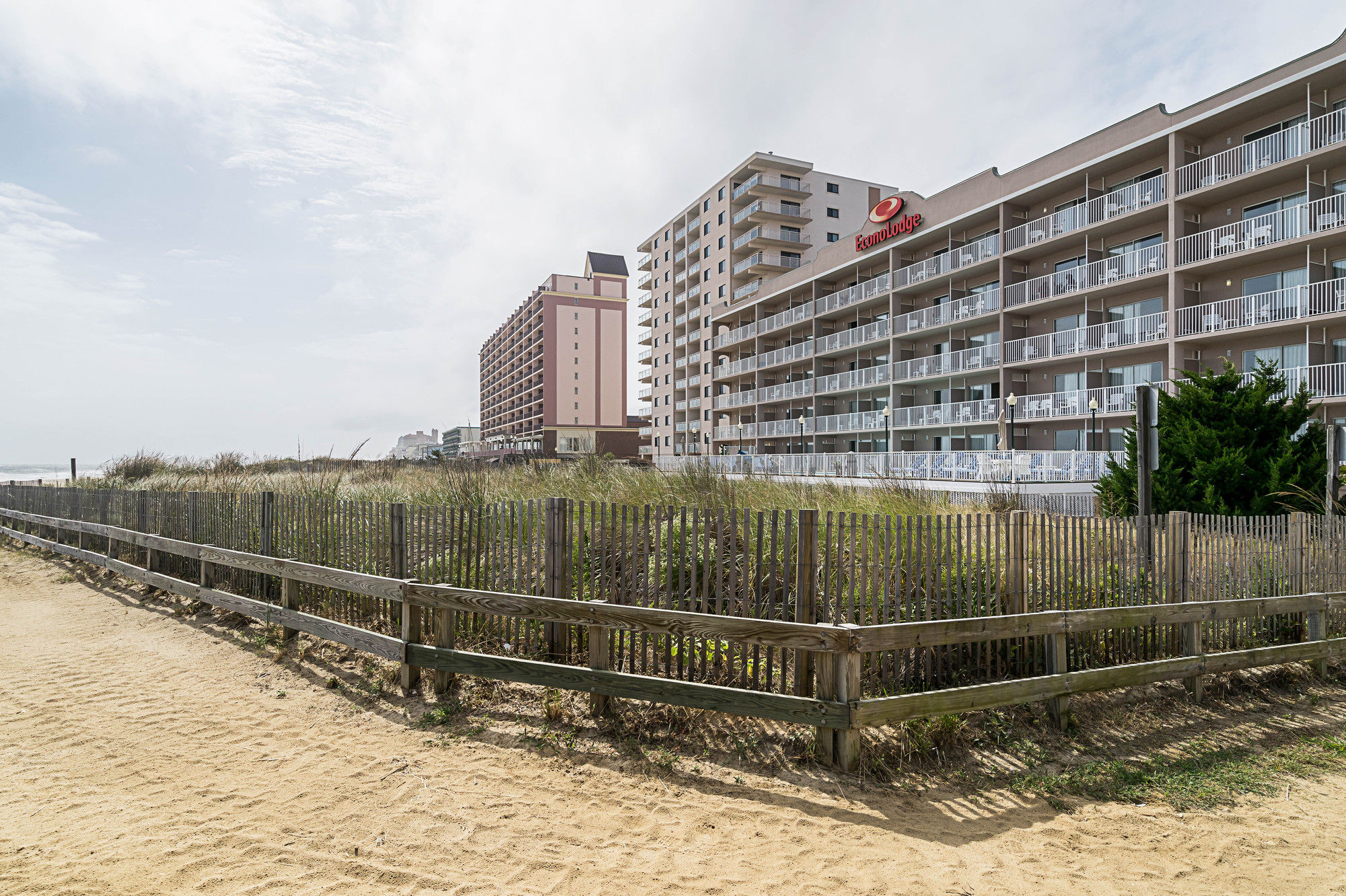 Фото Quality Inn Ocean City Beachfront