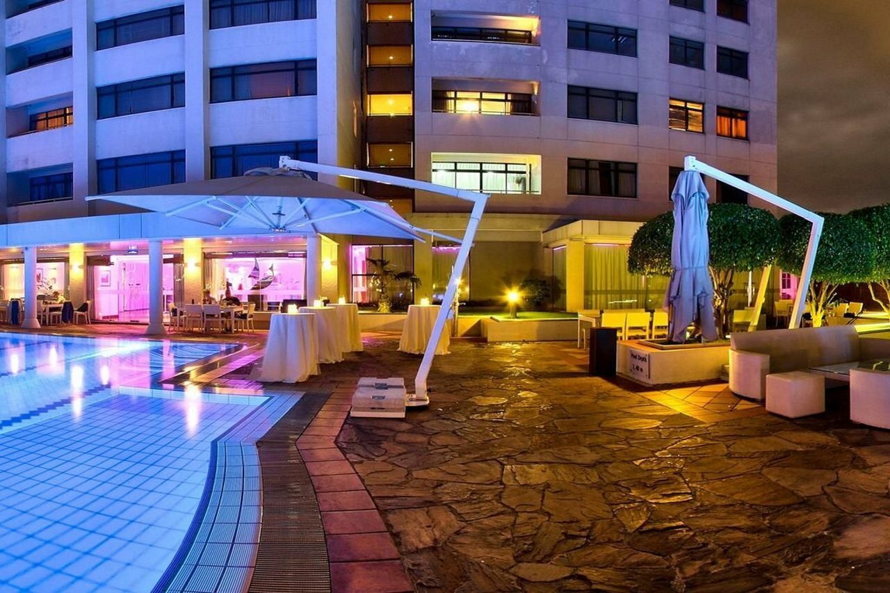 Фото Отель Hilton Colombo Residence
