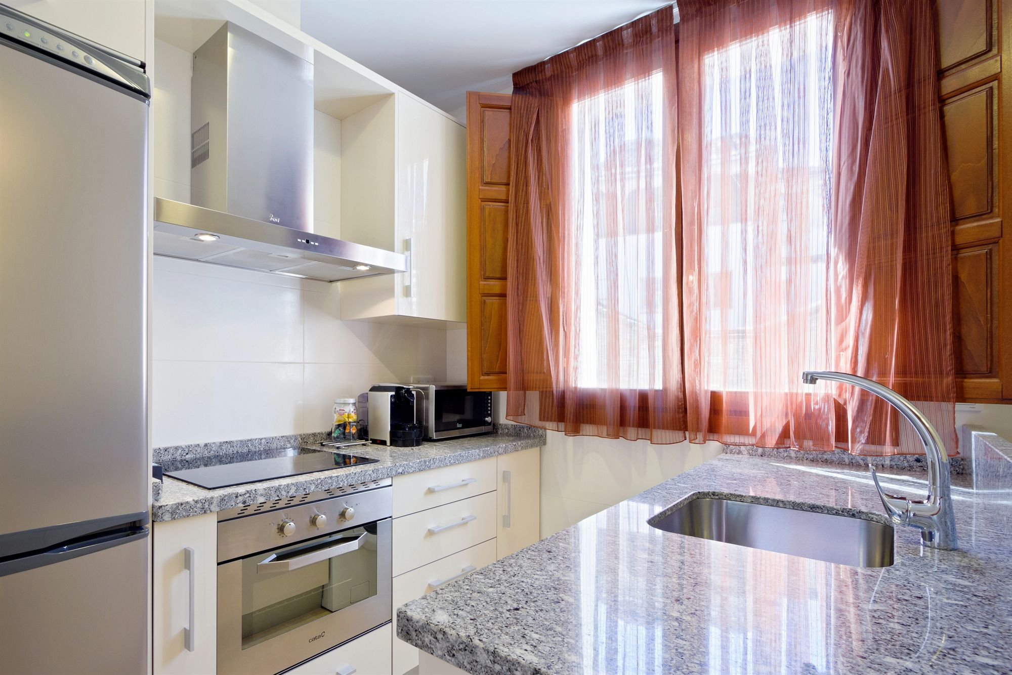 Фото Habitat Suites Gran VIA 17 Aptos