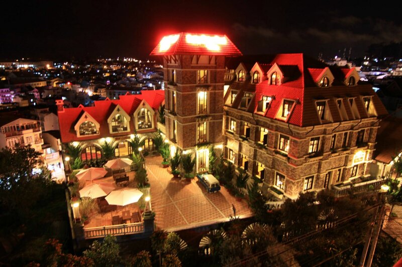 Гостиница Saphir Dalat Hotel в Далате