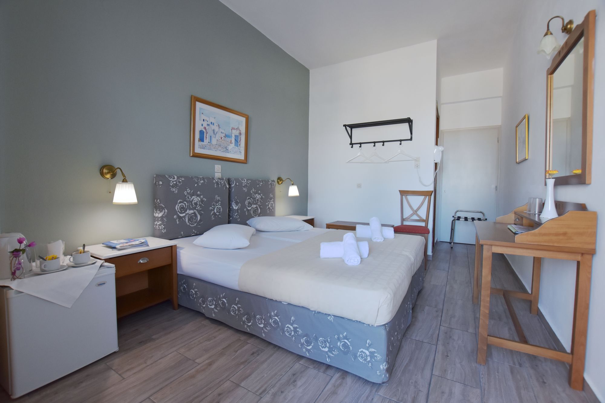 Фото Rodakas Hotel