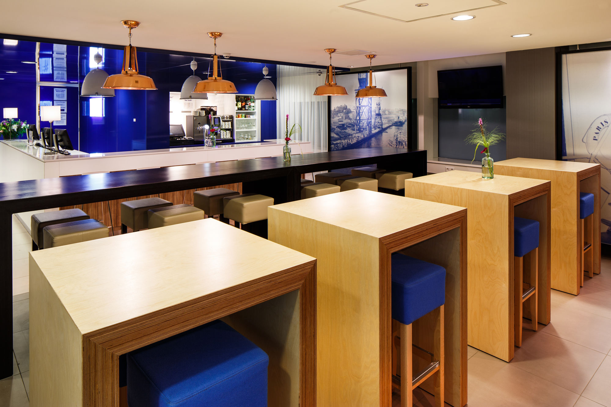 Фото Holiday Inn Express Rotterdam - Central Station