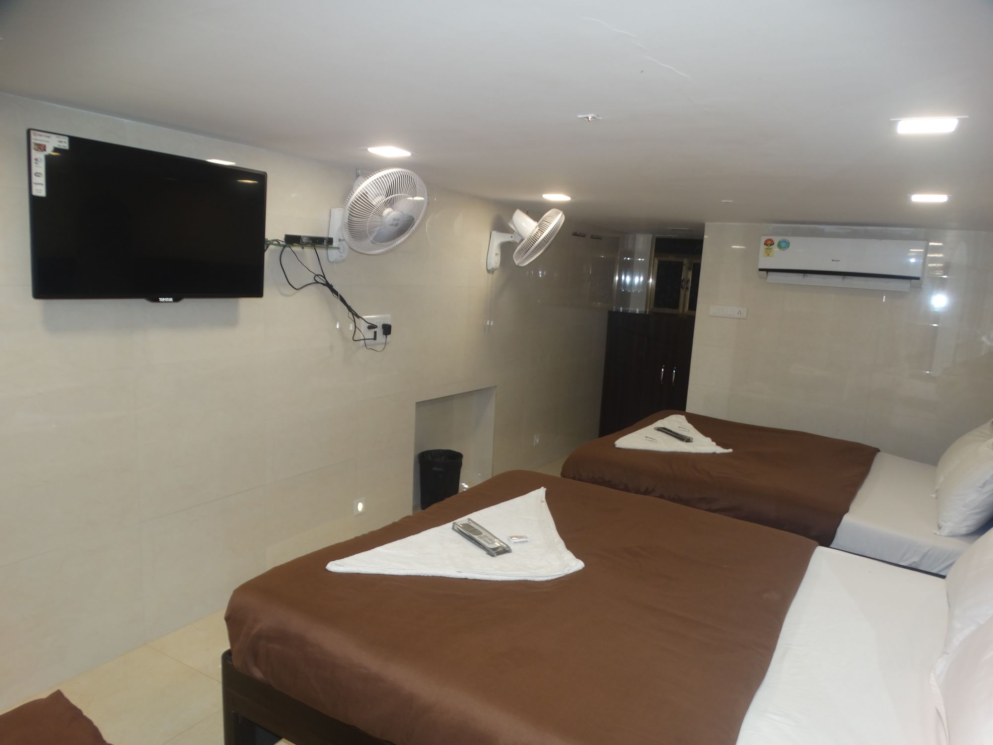 Фото Hotel Qamar