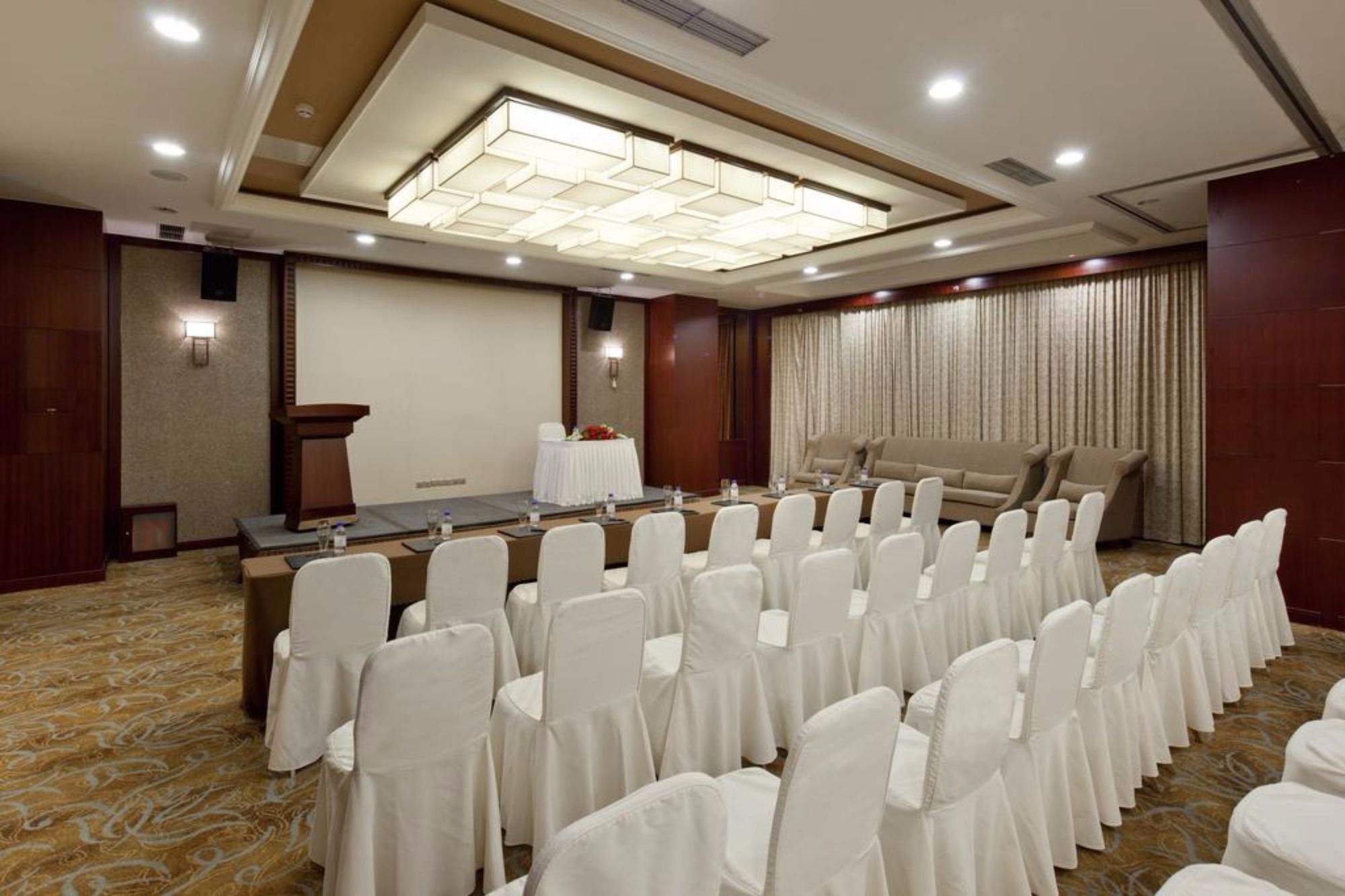 Фото Rosedale Hotel Shenyang