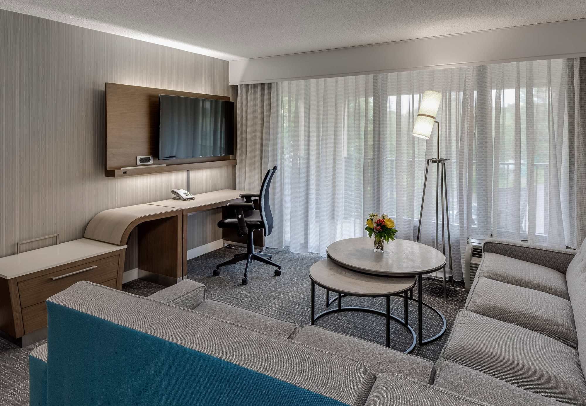 Фото Courtyard by Marriott in Portsmouth