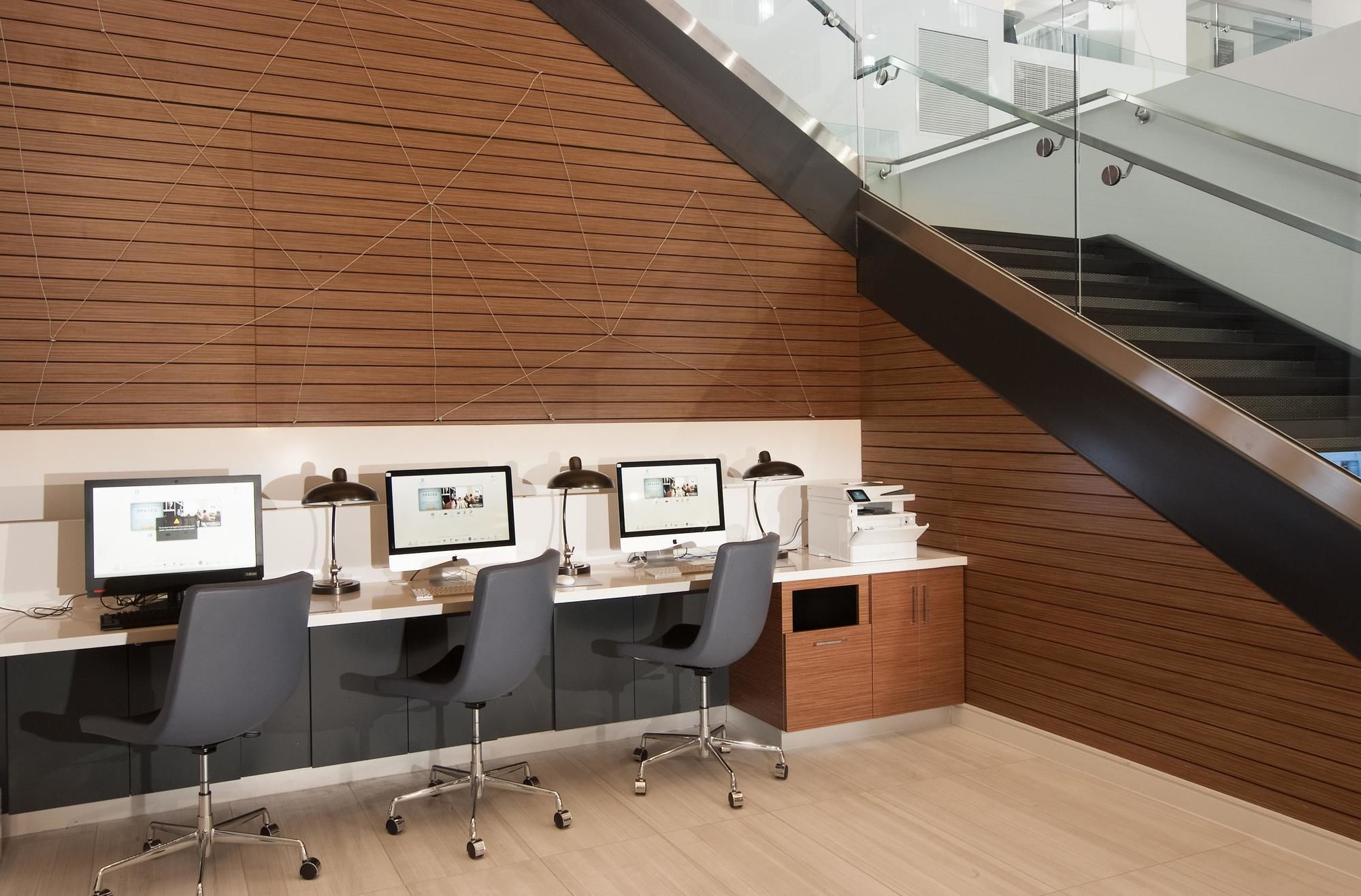 Фото Embassy Suites Raleigh-Crabtree