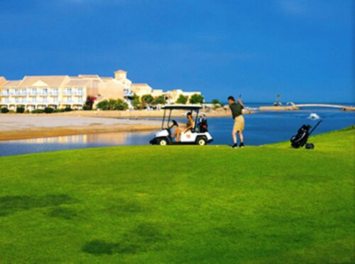 Гостиница Movenpick Resort & SPA El Gouna в Эль-Гуне