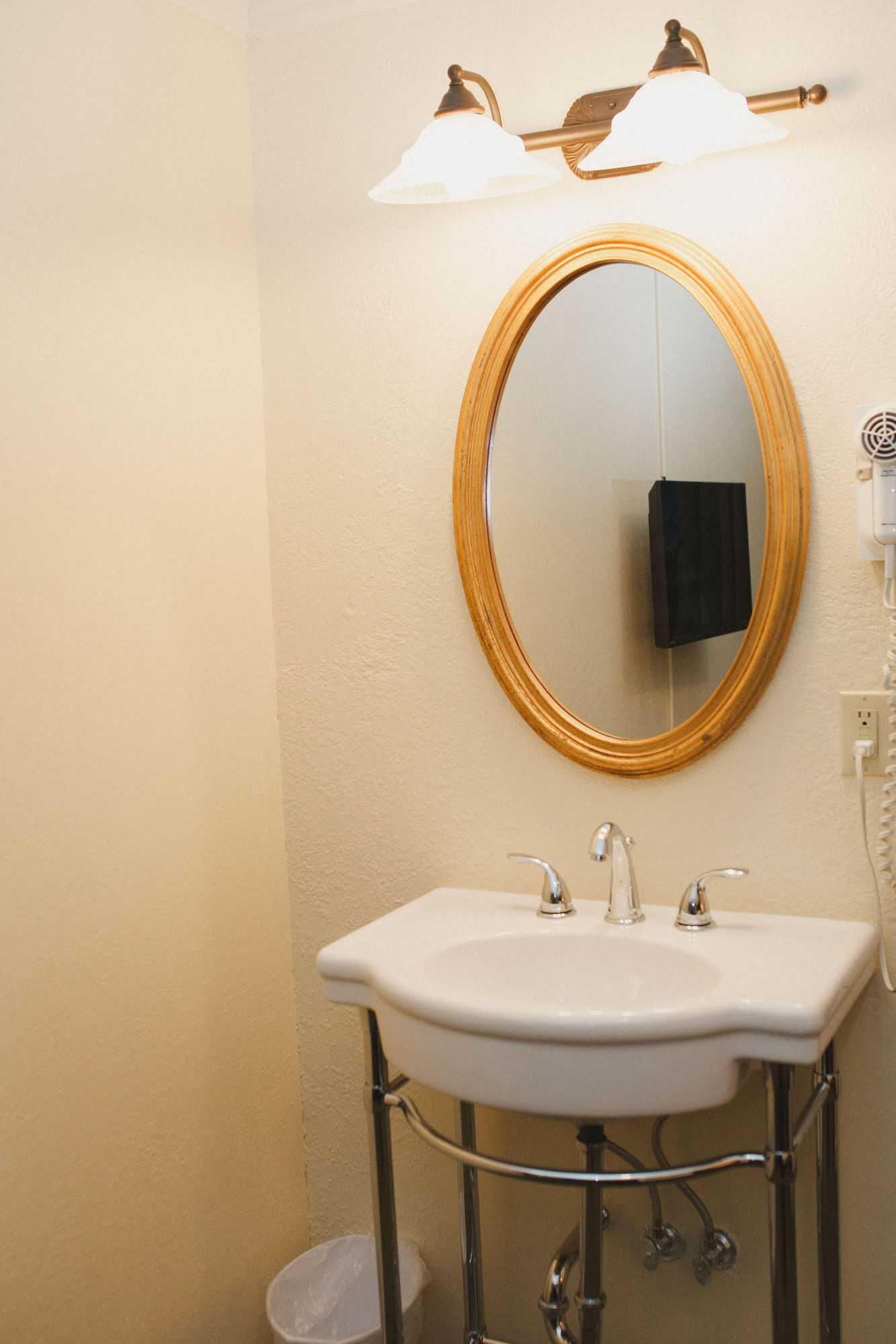 Фото Gilmore Hotel, Trademark Collection by Wyndham