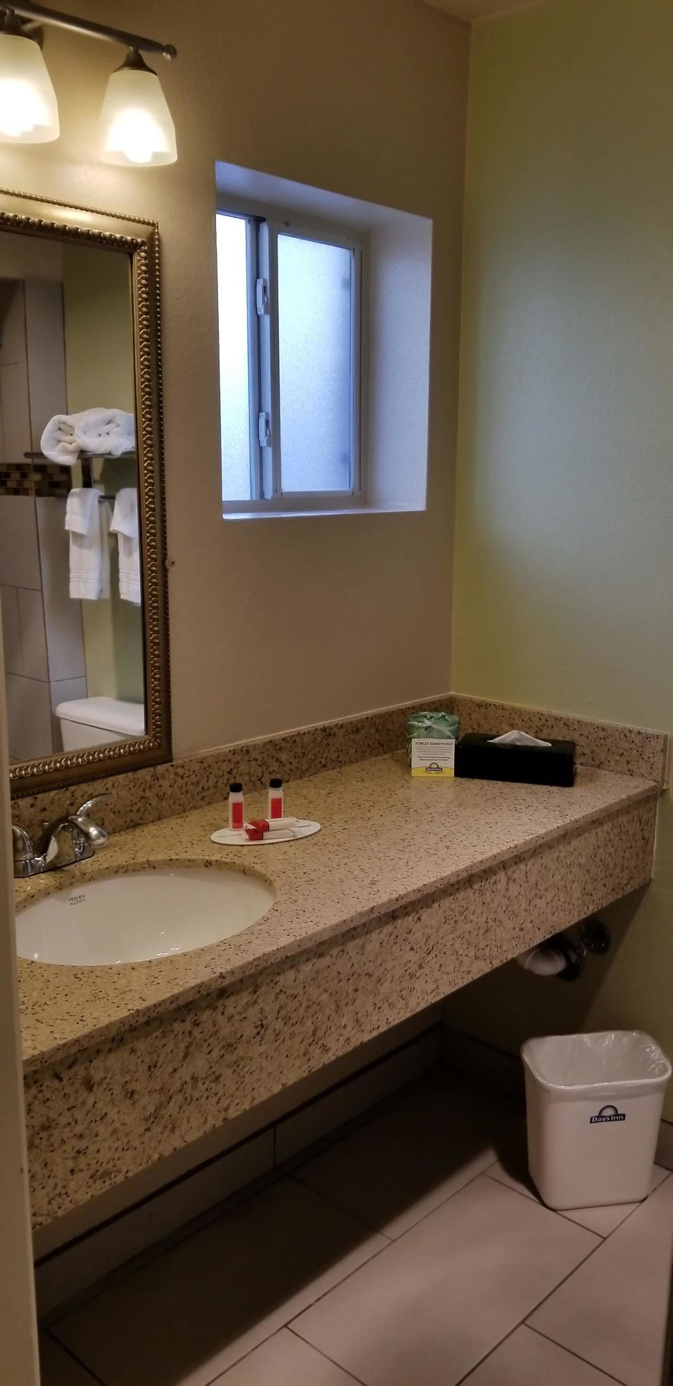 Фото Days Inn by Wyndham Roswell