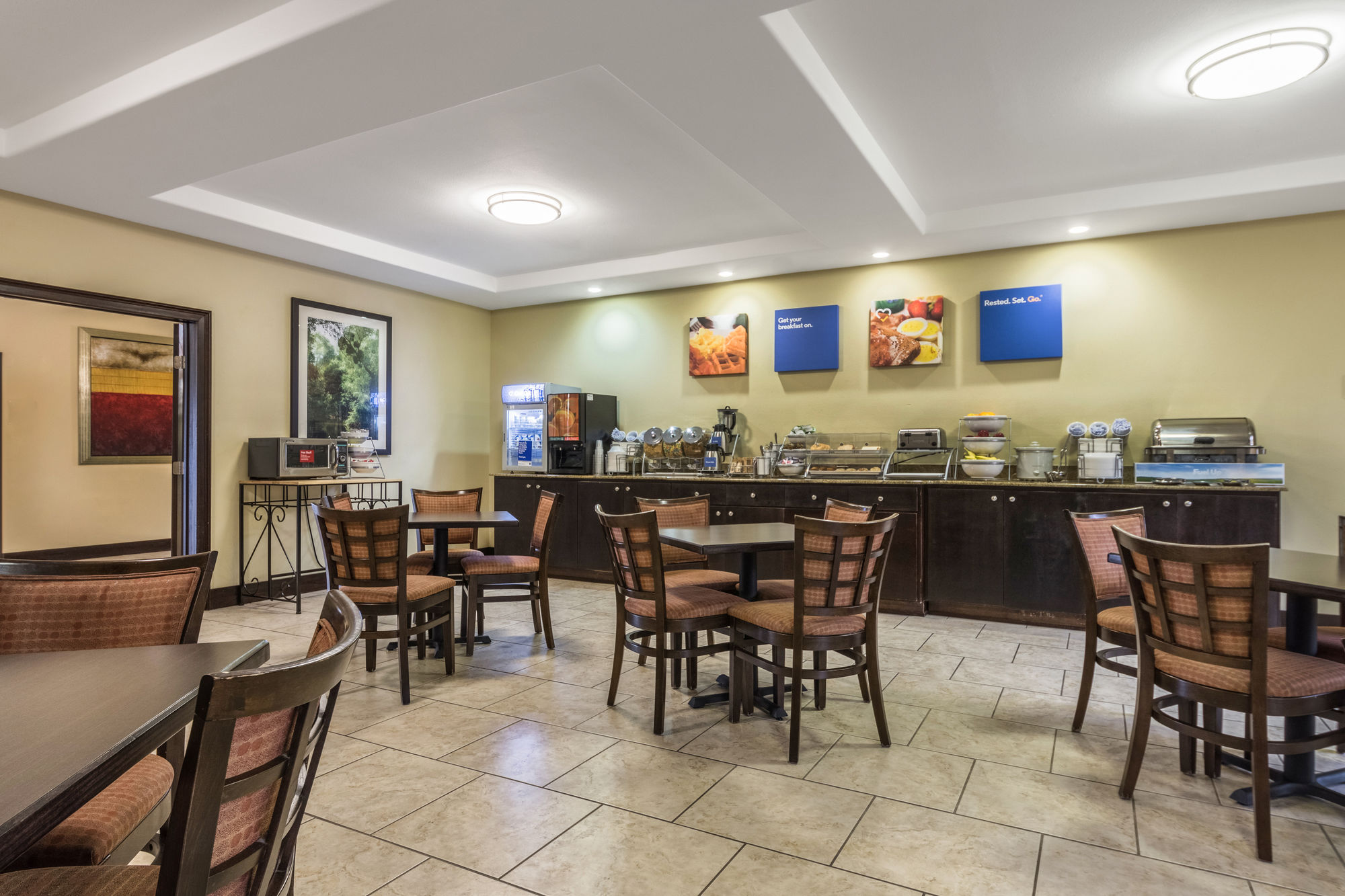 Фото Comfort Inn & Suites Scott-West Lafayette