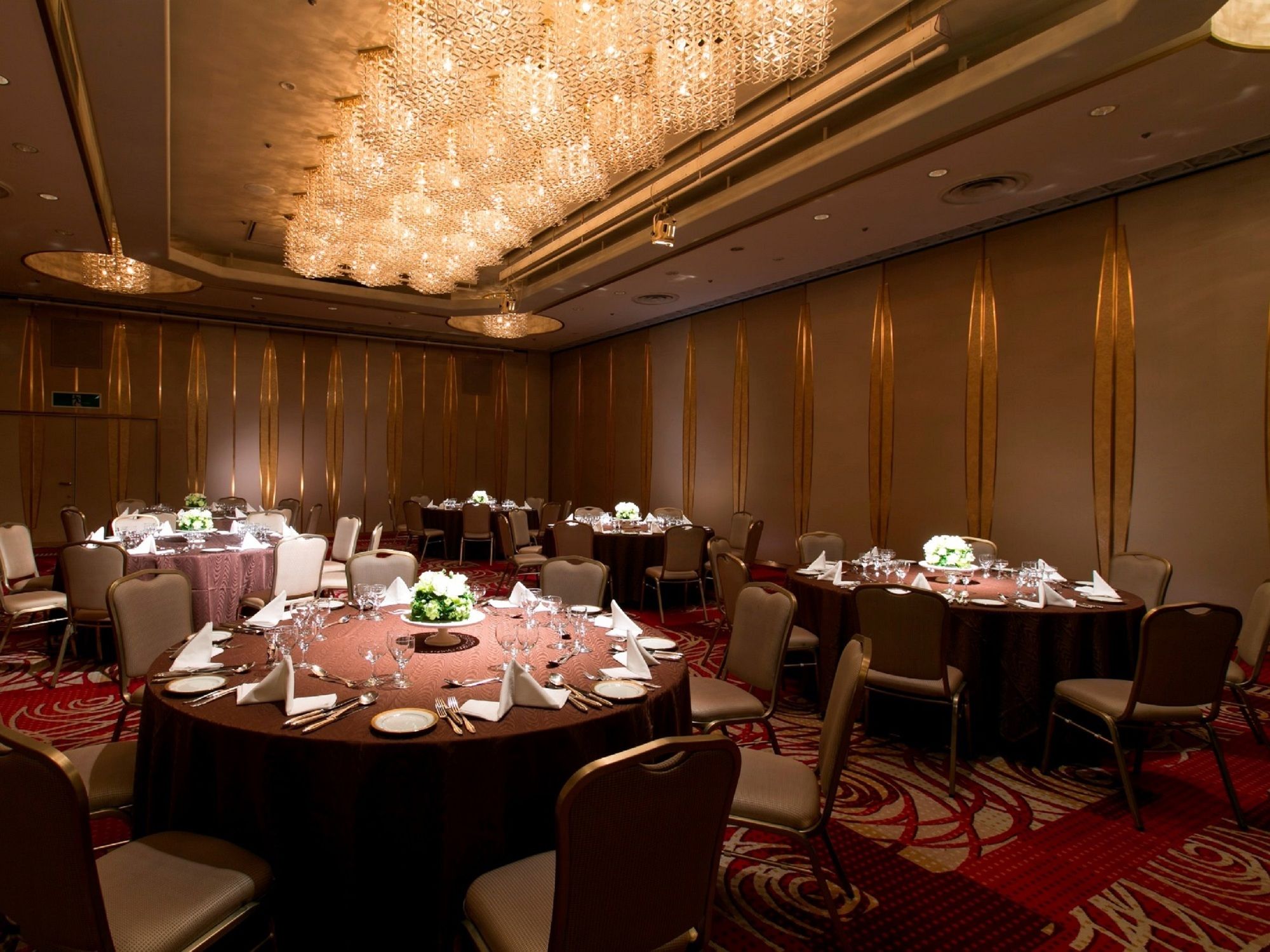 Фото Meitetsu New Grand Hotel