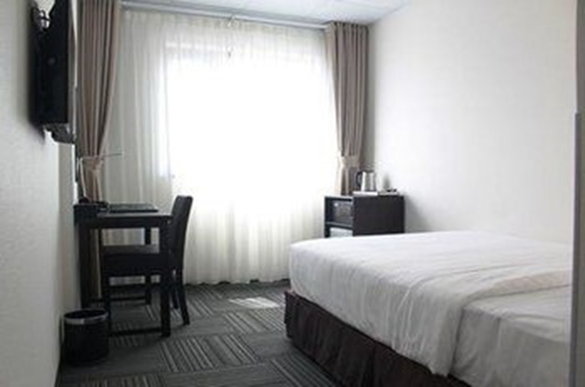 Фото Sakura Hotel II