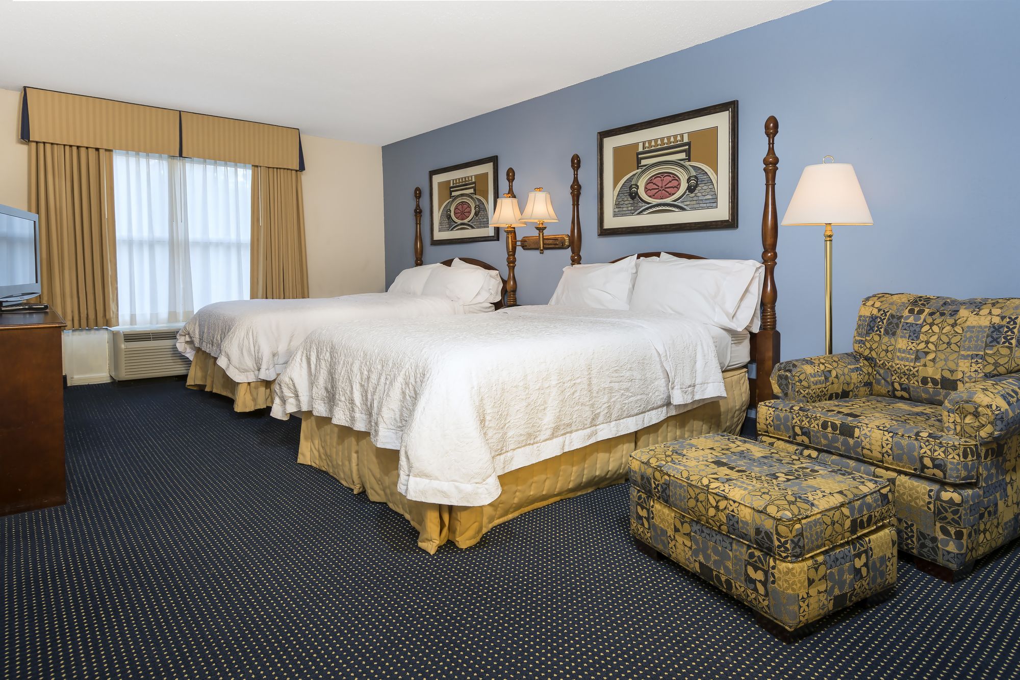 Фото Hampton Inn & Suites Raleigh/Cary I-40