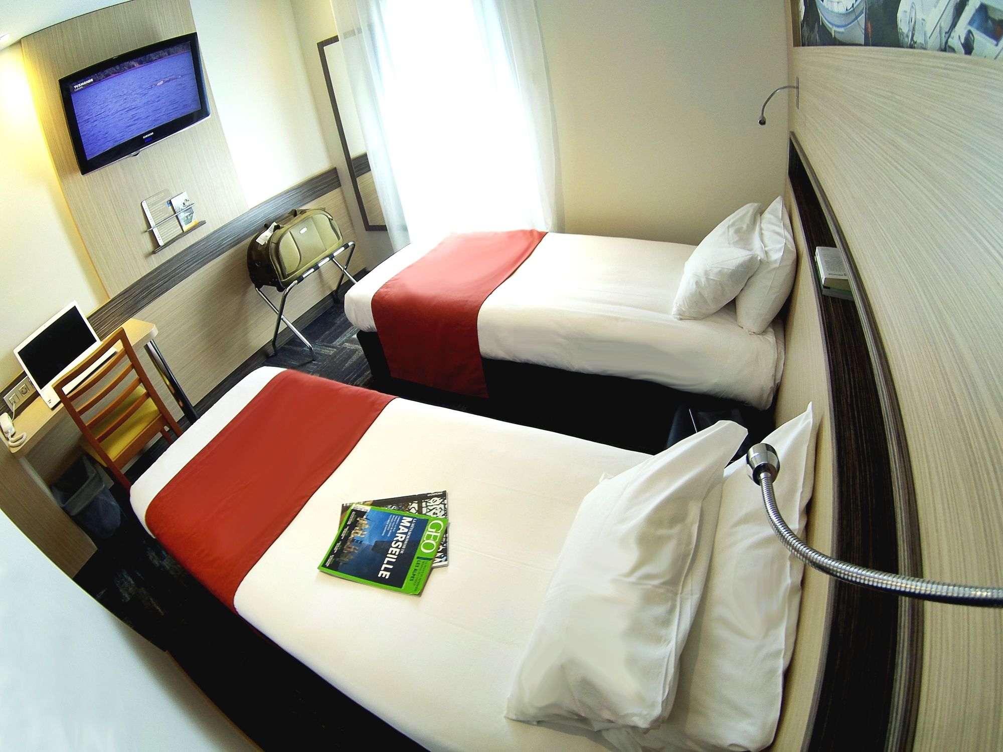 Фото Greet Hotel Marseille Provence Aéroport