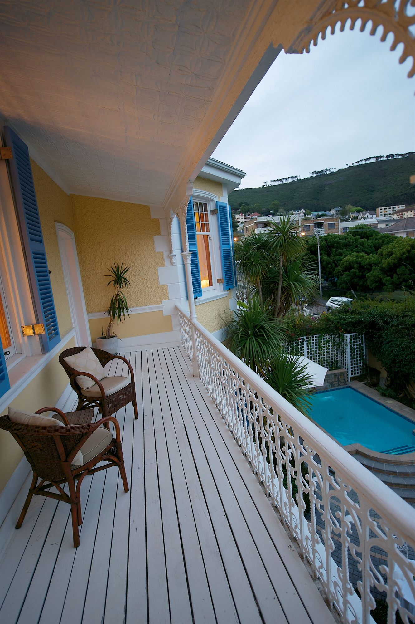 Фото The Walden House