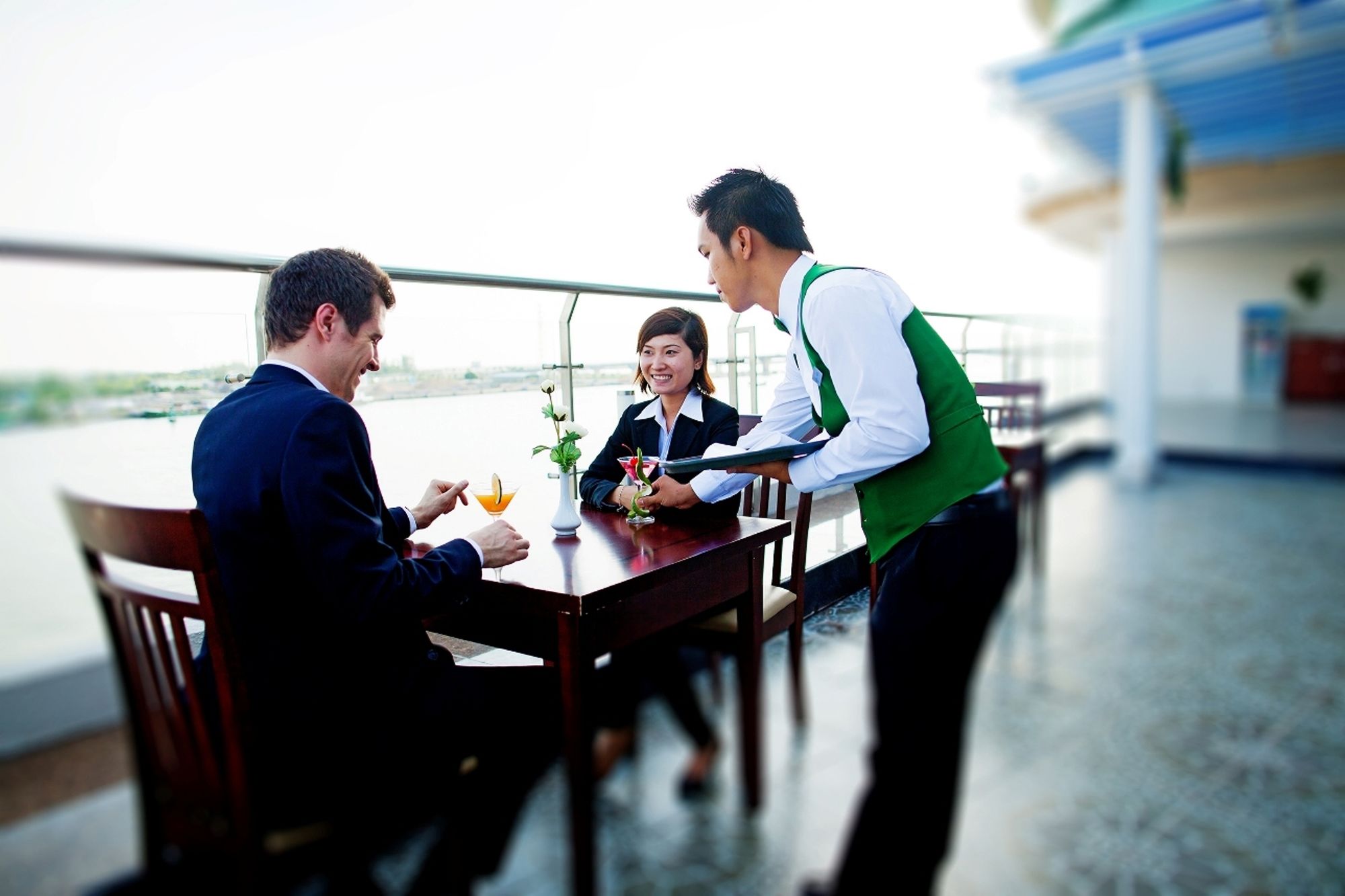 Фото River Hotel