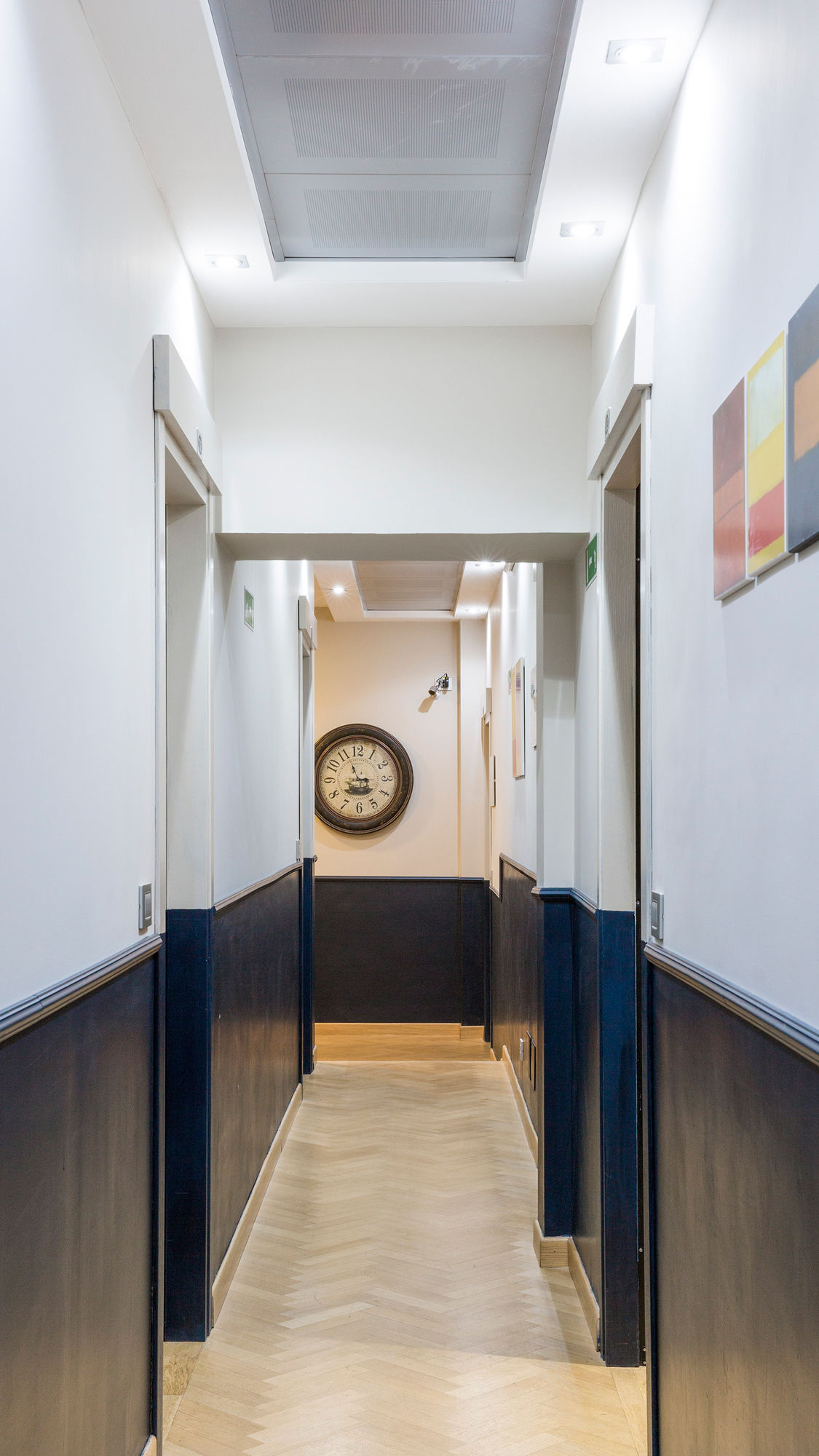 Фото Monti First