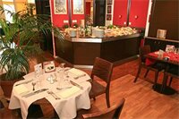 Фото Hotel Kyriad Marseille Palais Des Congres - Vélodrome