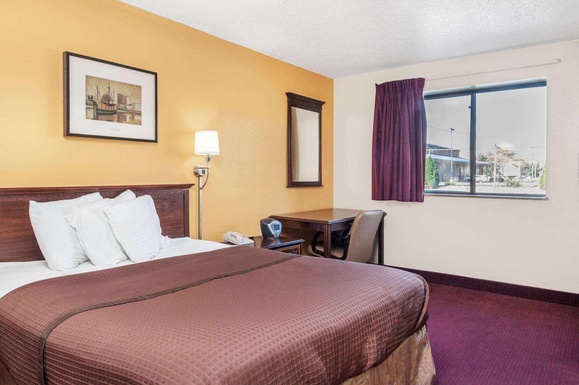 Фото Magnuson Hotel Fort Wayne North – Coliseum