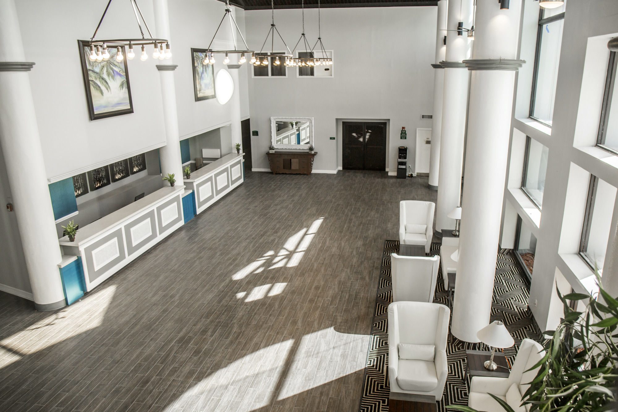 Фото Orlando International Airport Hotel