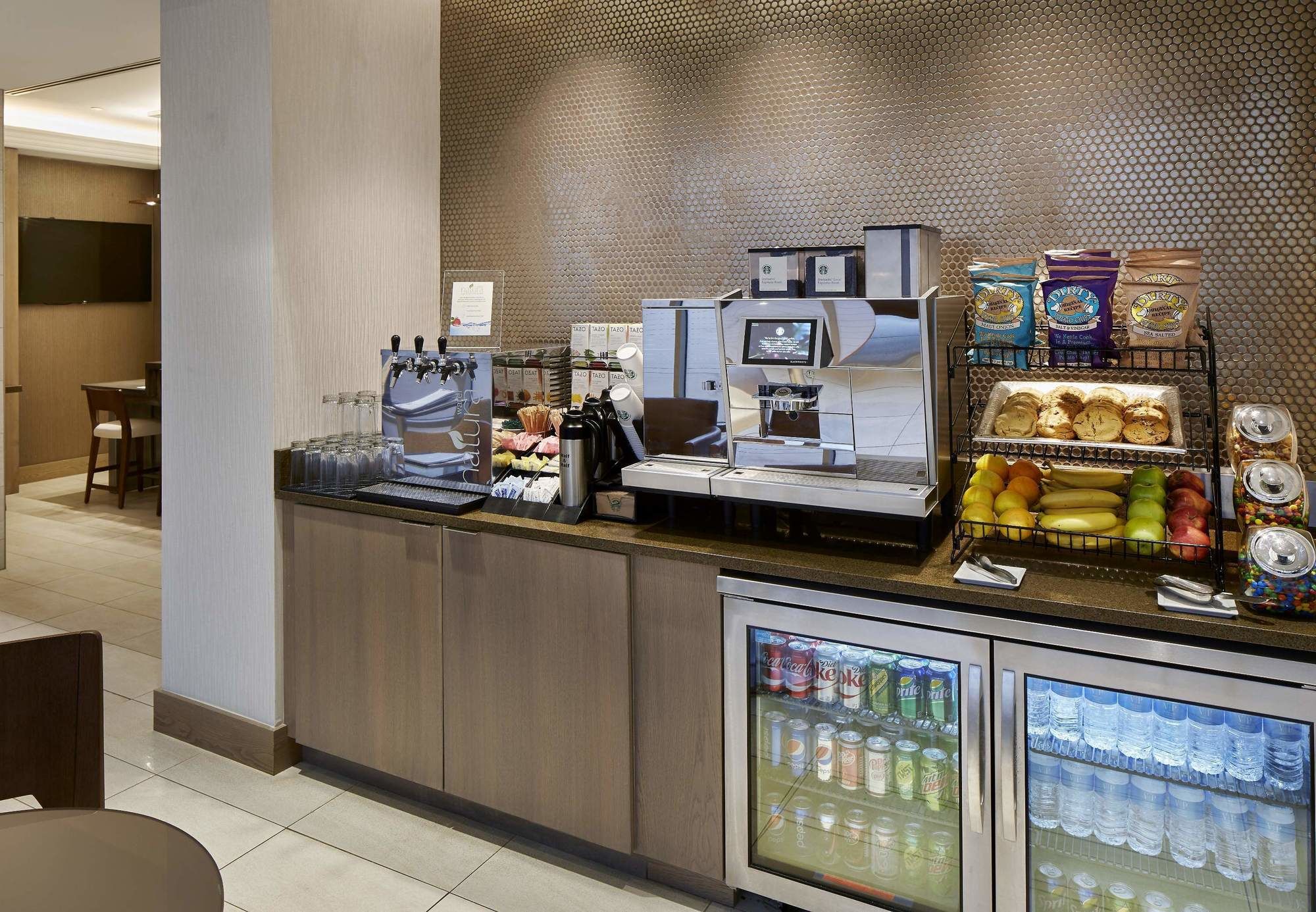 Фото Marriott Columbus Northwest