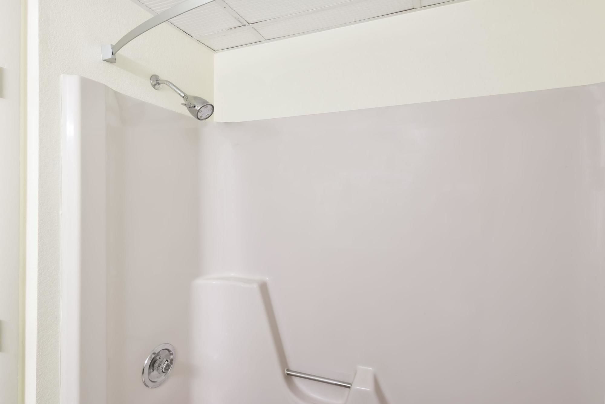 Фото Ramada by Wyndham Groton