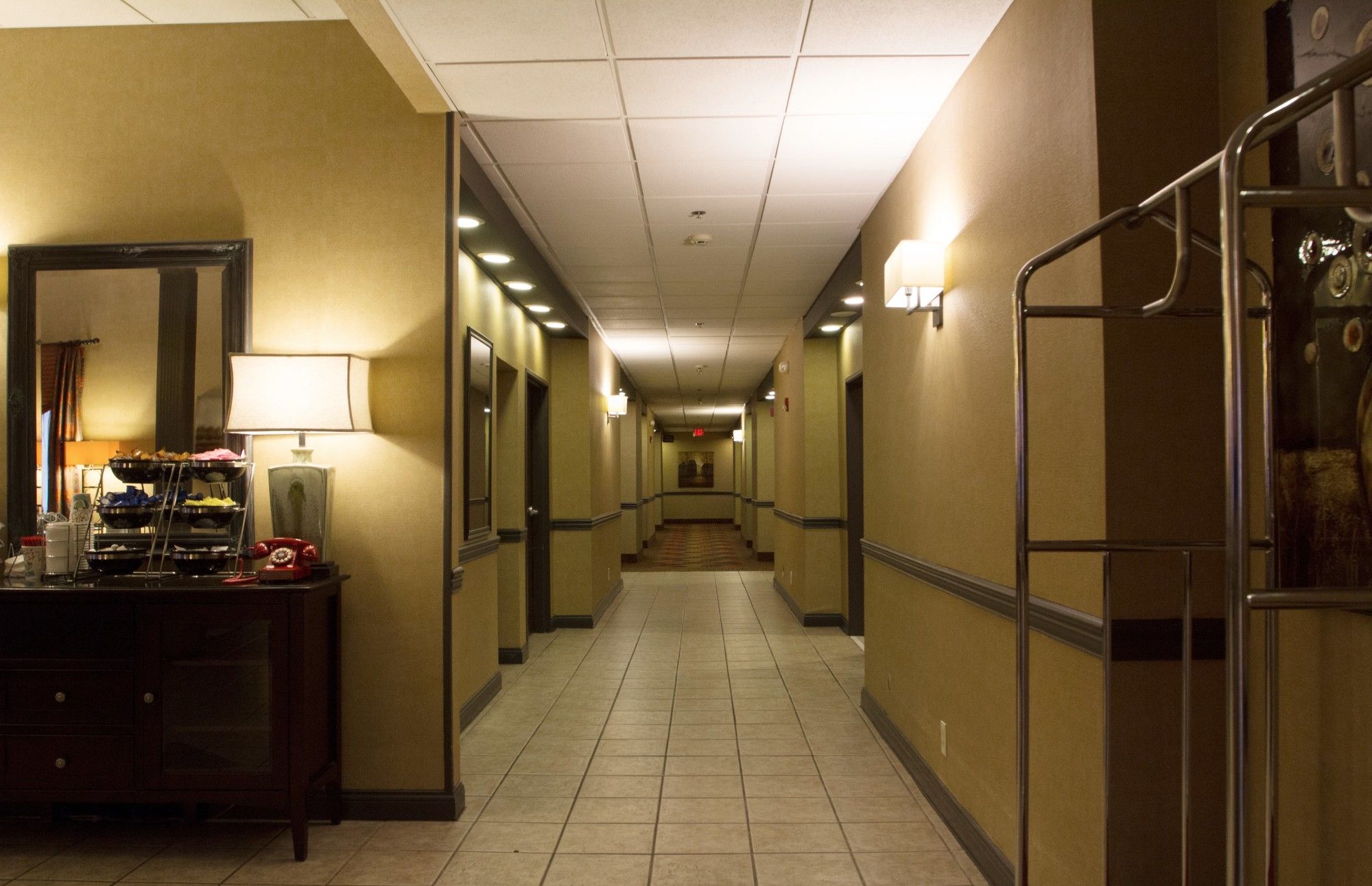 Фото Brentwood Suites