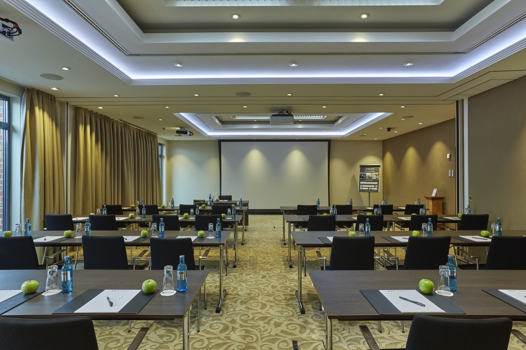 Фото H4 Hotel Hannover Messe