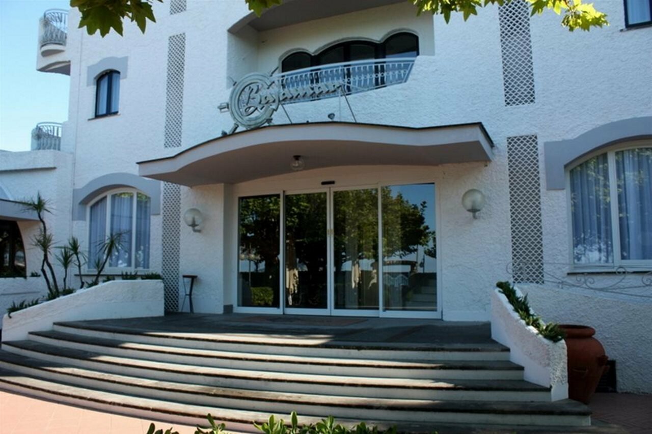 Фото Bajamar Beach Hotel