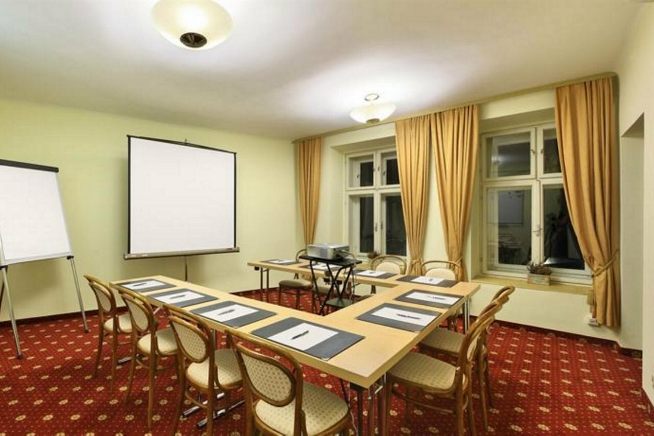 Фото Hotel Bellevue